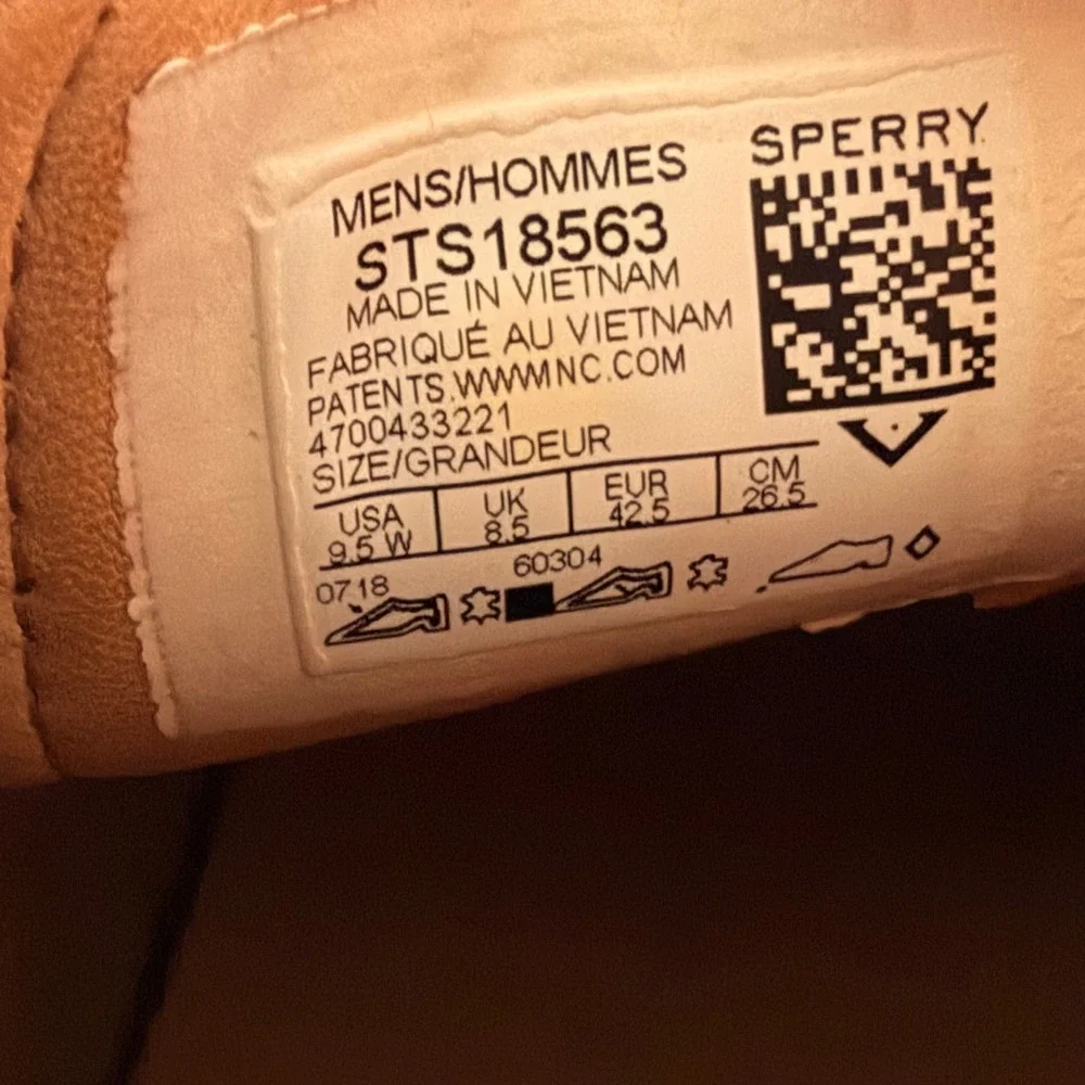 NEW‎ Sperry Mens Gold Cup Exeter Chelsea Boots Tan Suede Size 9.5 W